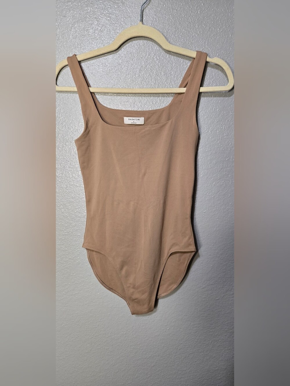 Babaton Women's Square Neck Tank Bodysuit in Beige S